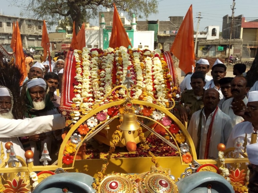 'Jahangir Maharaj Ki Jai' shouting at Shirpur | ‘जानगीर महाराज की जय’ चा गजराने दुमदुमले शिरपूर            