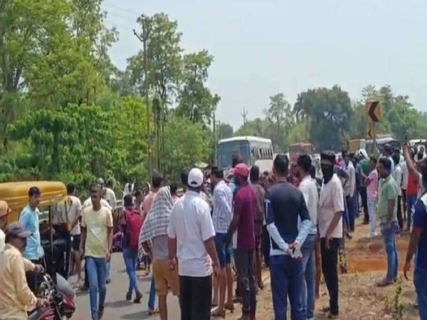 angry villagers protested after the death of a pedestrian in an accident In Janwali Sindhudurg | अपघातात पादचाऱ्याचा जागीच मृत्यू; जानवलीत संतप्त ग्रामस्थांचे रास्ता रोको आंदोलन, महामार्गावर वाहतूक कोंडी