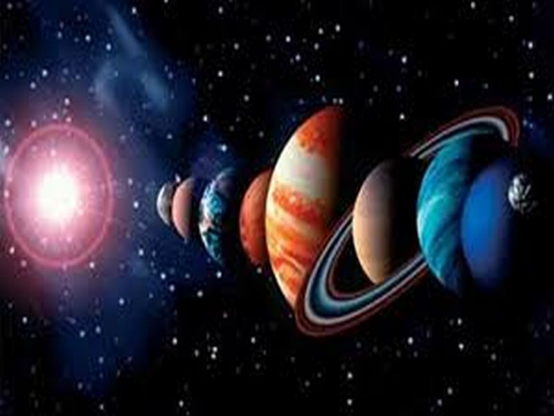 Astronomers see the union of Venus, Mercury and the Moon; Emphasis fell on the number of space observations | खगोलप्रेमींनी पाहिली शुक्र, बुध आणि चंद्राची युती; अवकाश निरीक्षण संख्येत पडली भर