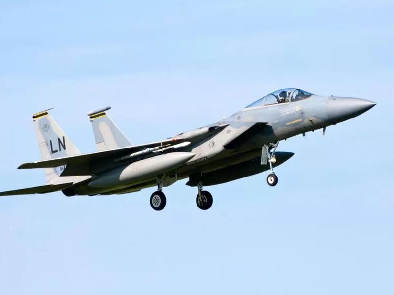 Korean bilateral tensions increase, American fighter aircraft made flight | कोरियन द्विपकल्पातील तणाव वाढला, अमेरिकी लढाऊ विमानांनी केले उड्डाण 