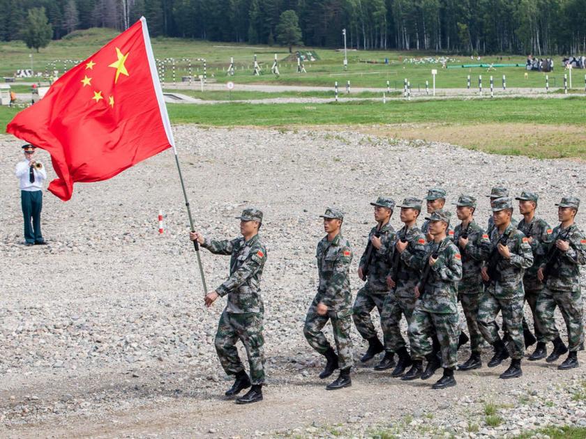 China Brain Control Weapons: China Will not kill enemy troops, but ...; America's sensational claim | China Brain Control Weapons: चीन डोक्याचा ताप वाढवणार! शत्रूच्या सैन्याला मारणार नाही, पण...; अमेरिकेचा खळबळजनक दावा