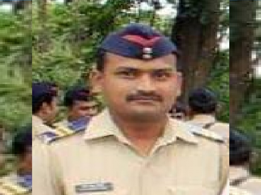 Kupwar police arrested suspended police Naik John Vilas Tivade who demanded a bribe of one crore | एक कोटीची लाच मागणारा बडतर्फ पोलीस नाईक अखेर अटकेत, 'या' प्रकरणी पोलिसांनी केली कारवाई