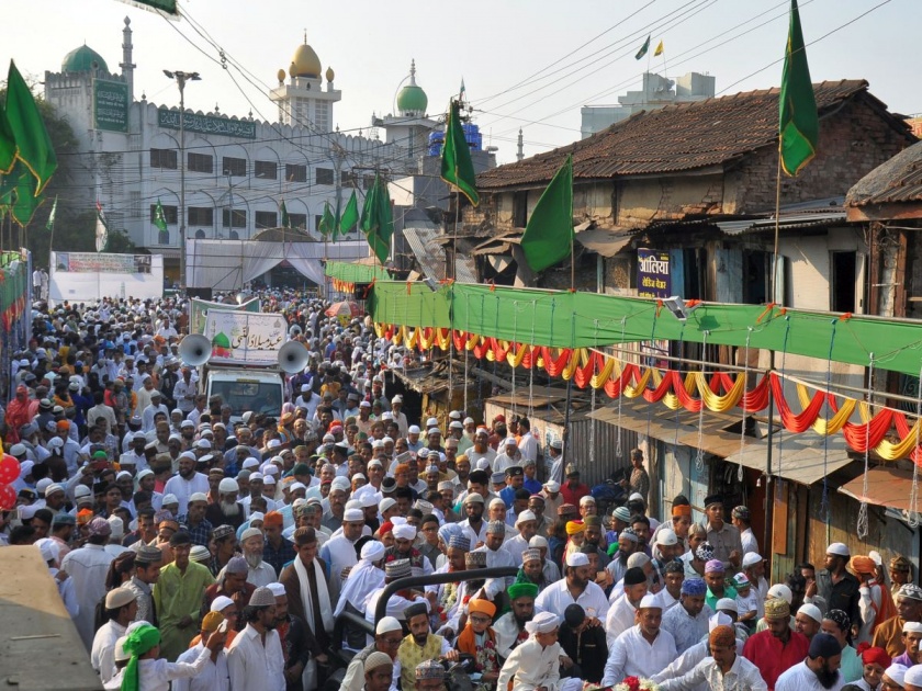 Eid-e-Milad: 'procession-e-mohamadhi' in unprecedented excitement in Nashik | ईद-ए-मिलाद : नाशिकमध्ये अभूतपूर्व उत्साहात ‘जुलूस-ए-मुहम्मदी’