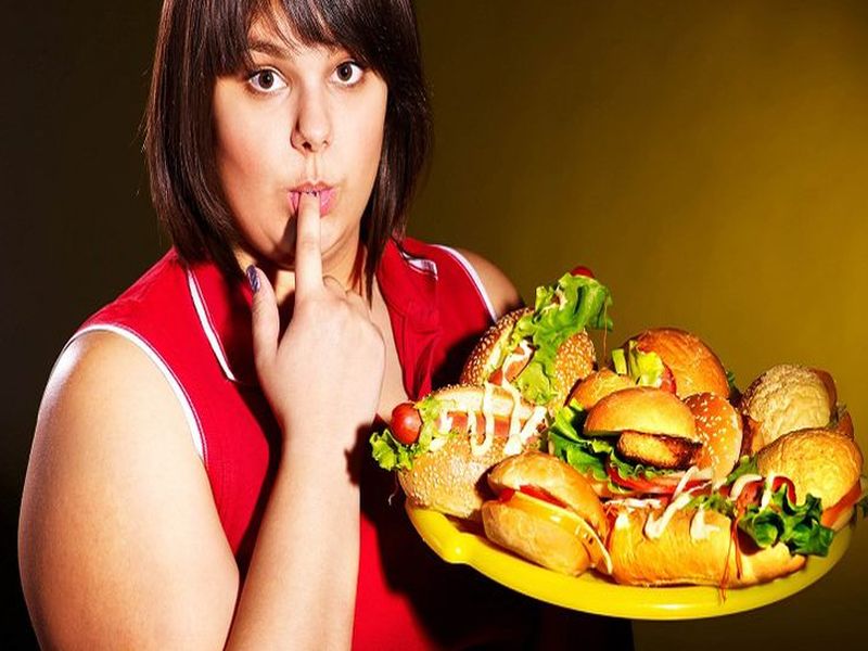 Reason why difficult to quit junk food, according to a study | 'या' कारणाने जंक फूड खाण्याची सवय सोडणं कठीण होऊन बसतं - रिसर्च