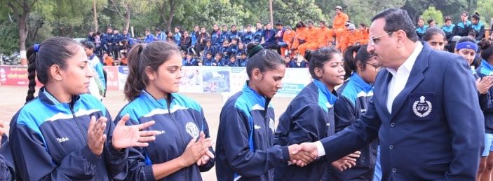 West Division Inter-University Women Kabaddi Tournament start | पश्चिम विभाग आंतरविद्यापीठ महिला कबड्डी स्पर्धेला प्रारंभ 