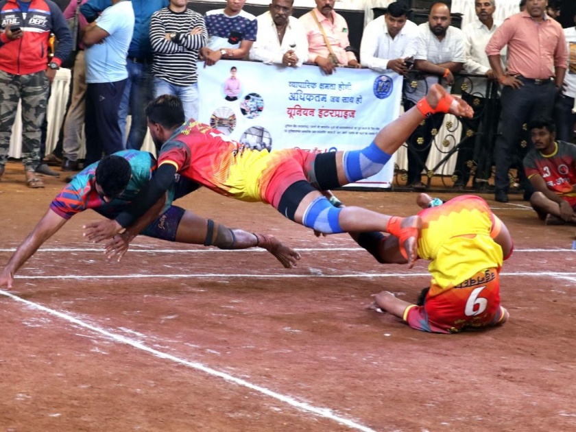 State Level Kabaddi: Vijay Club, Jolly Sports, Amar krida mandal won 1st round | राज्यस्तरीय कबड्डी : विजय क्लब, जॉली स्पोर्ट्स अमर क्रीडा मंडळ यांची विजयी सलामी