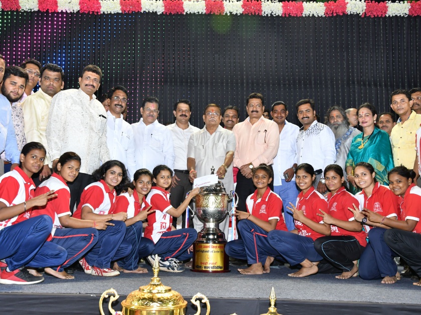Bal Uttarksha State-level Kabaddi competition: Mahindra-Mahatma Gandhi won the title of the tournament | बाल उत्कर्ष राज्यस्तरीय कबड्डी स्पर्धा : महिंद्रा-महात्मा गांधी या संघाना जेतेपद