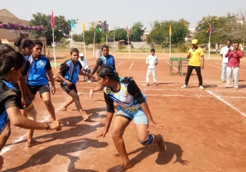 South Asian Games: Indian women win in kabaddi opening match | दक्षिण आशियाई क्रीडा स्पर्धा : कबड्डीत भारतीय महिलांची विजयी सलामी