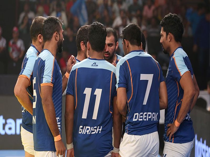Asian Games 2018: India face Iran in kabaddi semi finals | Asian Games 2018: भारताच्या 'मिशन कबड्डी'मध्ये इराणचा 'खो', सेमी फायनलमध्ये काँटे की टक्कर