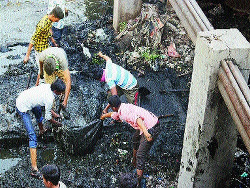 3 thousand tons of waste disposal; Campaign implemented for the birthday of Appasaheb Dharmadhikari | ३ हजार टन कचऱ्याची श्रमदानातून विल्हेवाट; आप्पासाहेब धर्माधिकारी यांच्या वाढदिवसानिमित्त राबविली मोहीम