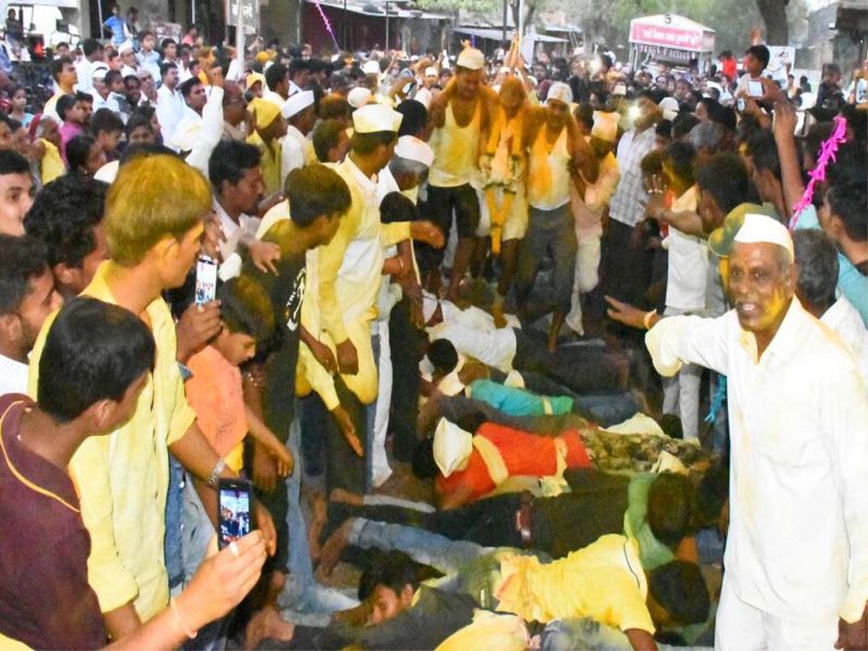 Khanderao Maharaj Yatra in Kakade | काकर्दे येथे खंडेराव महाराज यात्रोत्सव उत्साहात