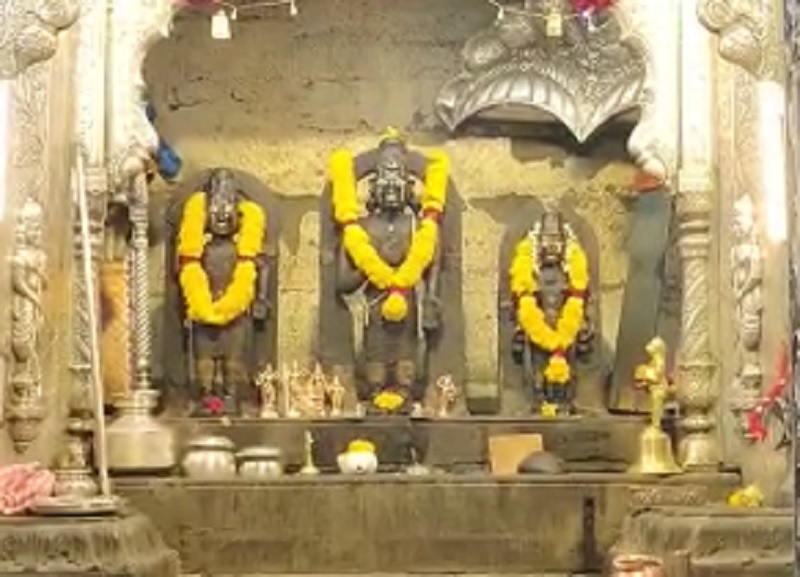 prevented Vedokta from worshiping in the Sri Kalaram temple; Rebuttal by Mahant | श्री काळाराम मंदिरात वेदोक्त पूजा करण्यापासून रोखलं; संयोगीताराजेंच्या आरोपामुळे खळबळ, महंतांकडून मात्र खंडन