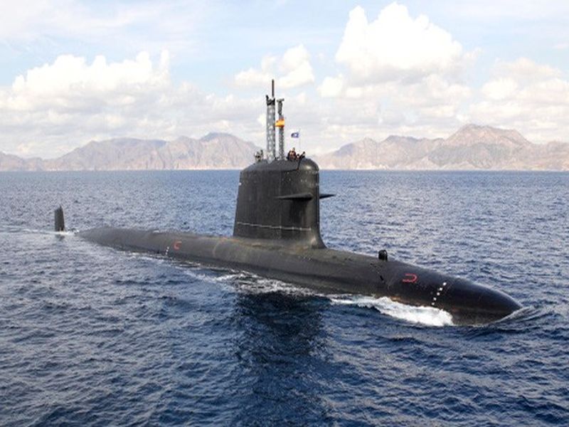 Today the indigenous construction will be the first Scorpion 'Kalwari' submarine | आज स्वदेशी बनावटीची पहिली स्कॉर्पियन ‘कलवरी’ पाणबुडीचा होणार नौदलात समावेश