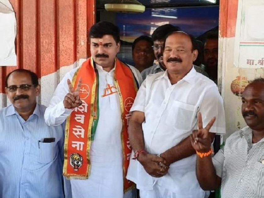 lok sabha election congress mla kalidas kolambkar joins bjp supports shiv sena candidate rahul shewale | काँग्रेसला धक्का; आमदार कोळंबकर यांचा राहुल शेवाळेंना पाठिंबा