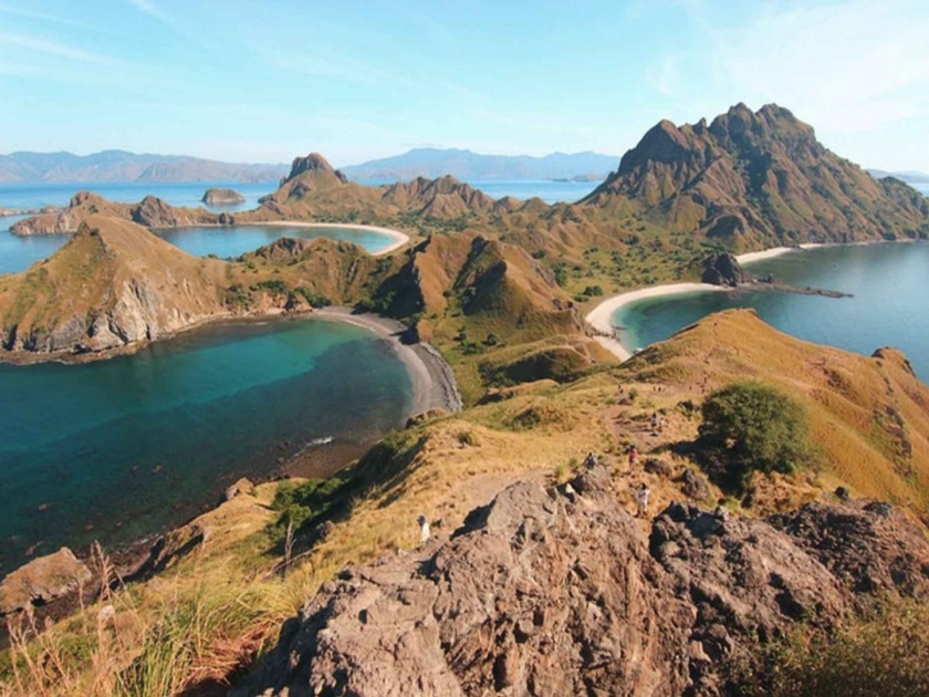 Indonesias komodo island to shut down for tourists in 2020 of january | 'या' कारणामुळे 2020 नंतर पर्यटकांसाठी बंद होणार 'हे' बेट