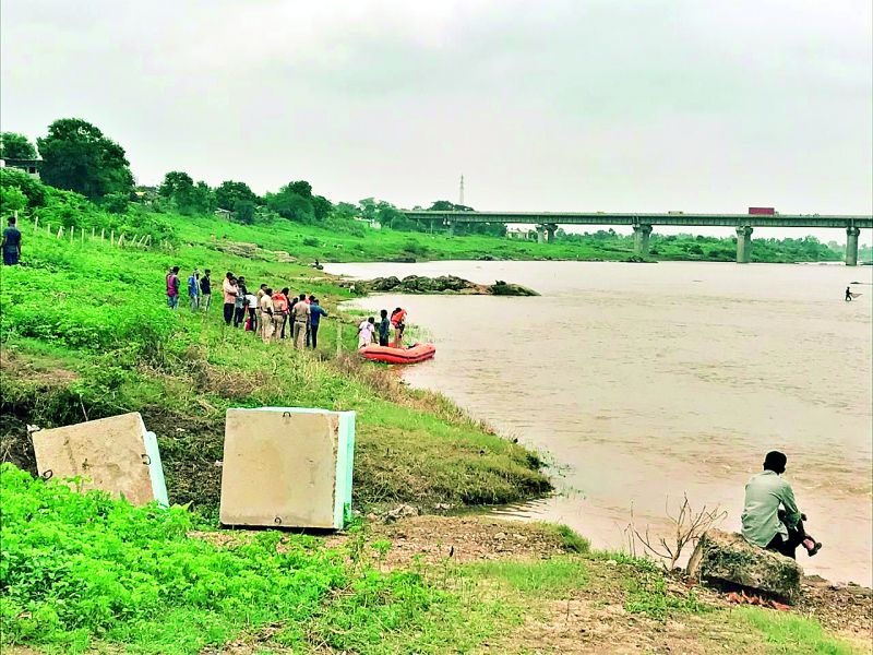 Two drowned in Kanhan river in Nagpur district | नागपूर जिल्ह्यातील कन्हान नदीत दोघांचा बुडून मृत्यू