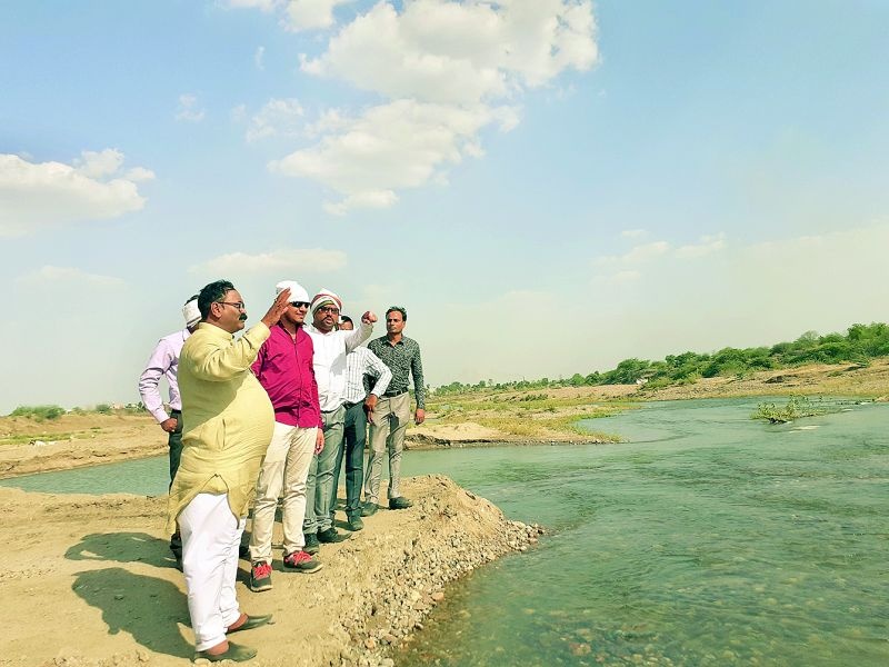 Remove the road constructed in Kanhan river bed: Working Mayor Pardiakar directed | कन्हान नदीपात्रात बांधलेला रस्ता हटवा : कार्यकारी महापौर पार्डीकर यांचे निर्देश