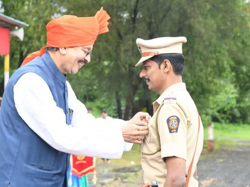 Deputy Superintendent of Police Sachin Patil honored with Special Service Medal | पोलीस उपनिरीक्षक सचिन पाटील विशेष सेवा पदकाने सन्मानित