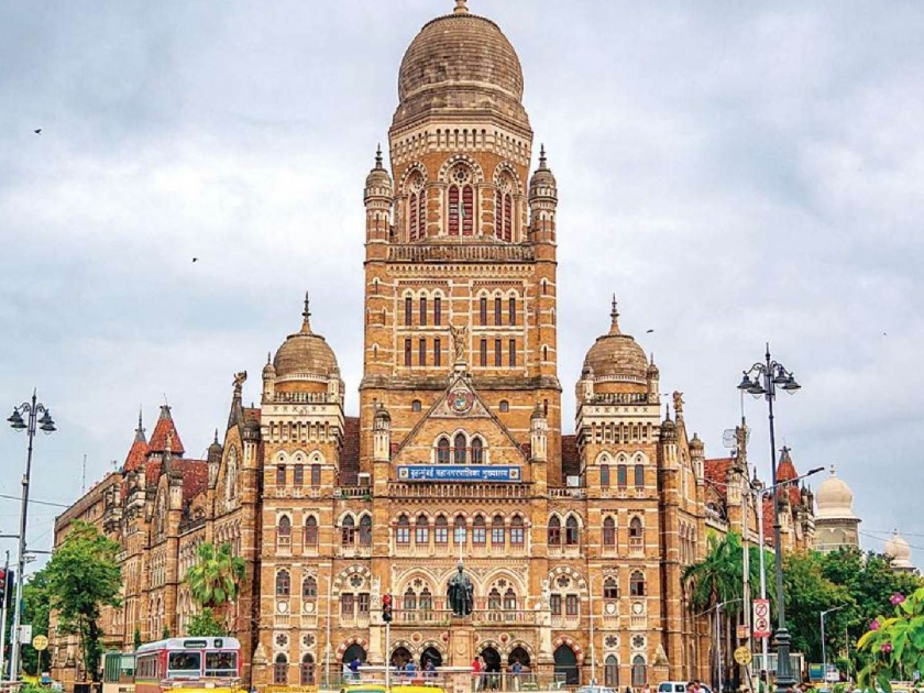 about 3 thousand 195 crore tax collected by the bmc at the end of the financial year | पालिकेकडे वर्षअखेर ३ हजार १९५ कोटी कर जमा; पश्चिम उपनगरात सर्वाधिक करवसुली