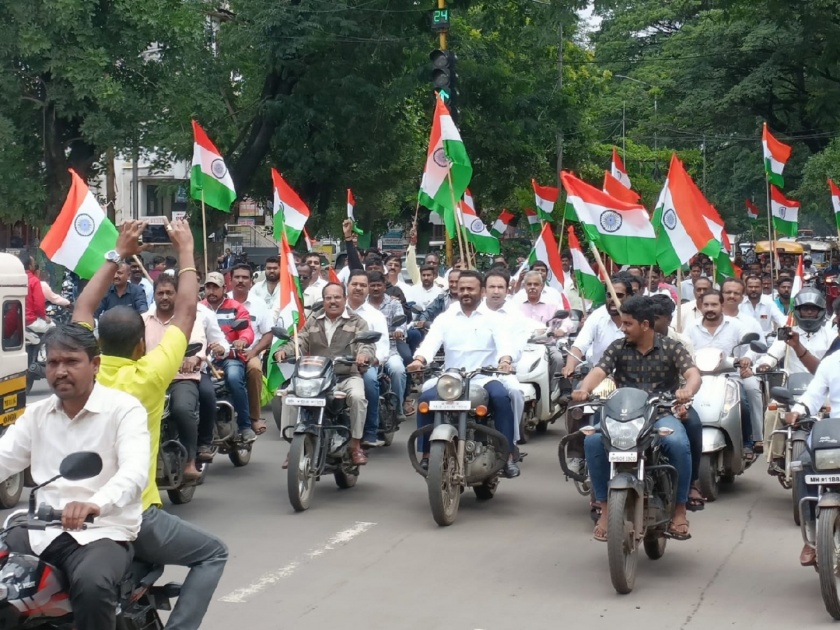 Tricolor bike rally of BJP in Karad | कराडात भाजपची तिरंगा बाईक रॅली, उदंड प्रतिसाद