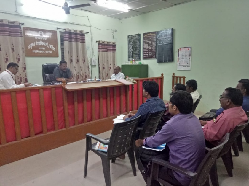 Meeting of Karanjja taluka 'Sujlam Sufalam' committee | कारंजा तालुका 'सुजलाम सुफलाम' समितीची बैठक