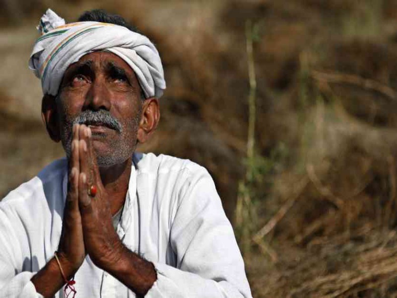 1.70 lakh farmers loan relief in the district | जिल्ह्यात १ लाख ७० हजार शेतक-यांना कर्जमाफी