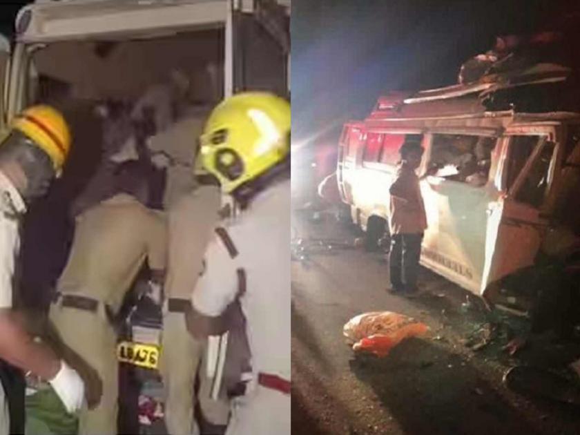 karnataka road accident Fatal accident in Karnataka, bus full of devotees collides with truck; 13 people died | कर्नाटकात भीषण अपघात, भाविकांनी भरलेल्या बसची ट्रकला धडक; 13 जणांचा मृत्यू