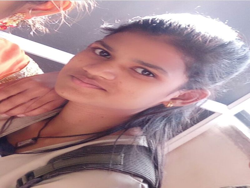 The girl was killed by a tractor near Jalgaon | जळगावजवळ भरधाव ट्रॅक्टरच्या धडकेत विद्यार्थिनी ठार