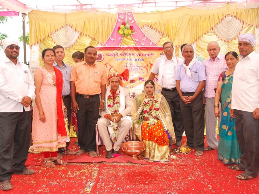 'Kasturi' organazation help to marriage of girl of poor family | मोलमजुरी करणाऱ्या कुटुंबातील कन्येचे 'कस्तुरी'ने केले थाटात लग्न!