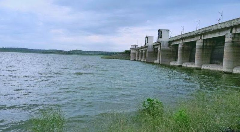  The water of Katepurna Dam was released for irrigation | काटेपूर्णा धरणाचे पाणी सिंचनासाठी सोडले