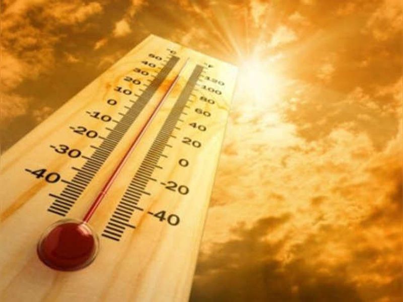 Mumbai's maximum temperature now hovers; Mercury at 37 degrees | मुंबईच्या कमाल तापमानात आता वाढ; पारा ३७ अंशावर