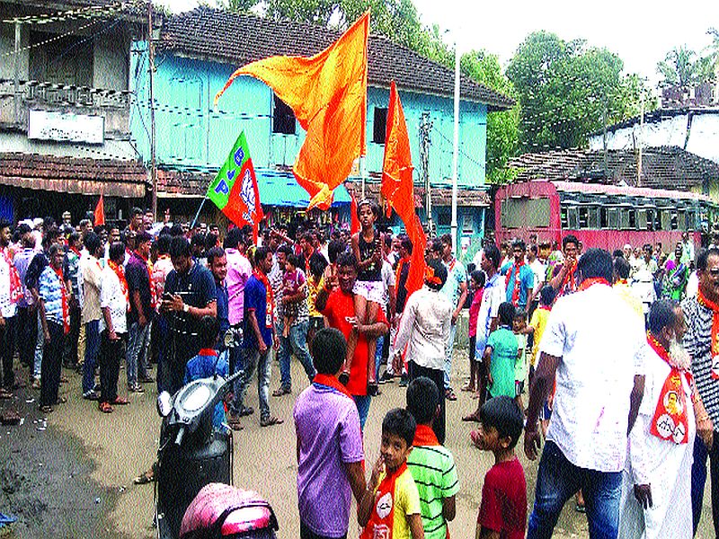 Maharashtra Election 2019: Mahendra Dalvi's victory in Murud | महेंद्र दळवी यांच्या विजयाचा मुरुडमध्ये जल्लोष