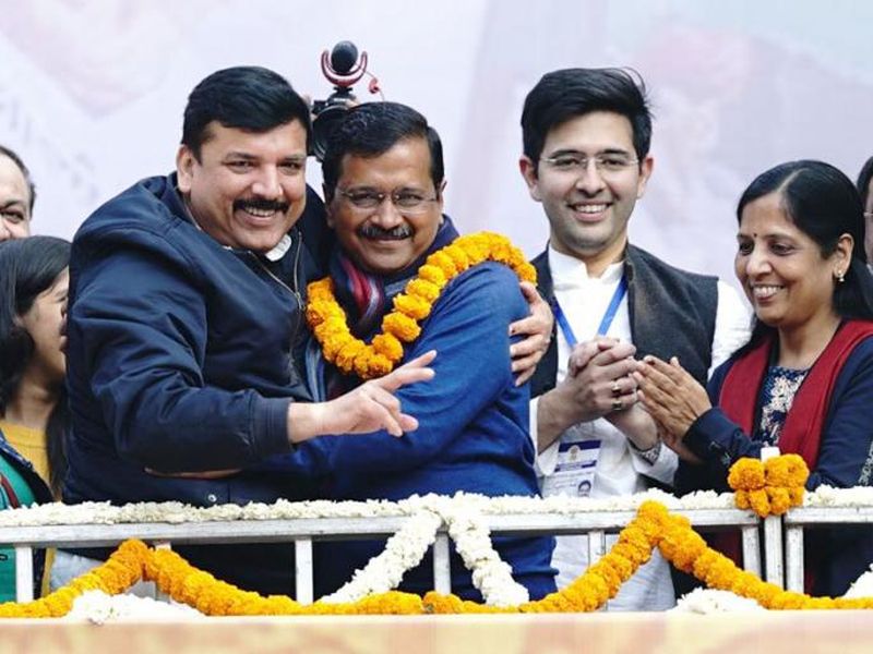 Delhi Election Results delhi cm arvind kejriwal oath today 50 special guests | Delhi Election Results : हटके असणार केजरीवालांचा शपथविधी; ते 50 'आम आदमी' ठरणार लक्षवेधी