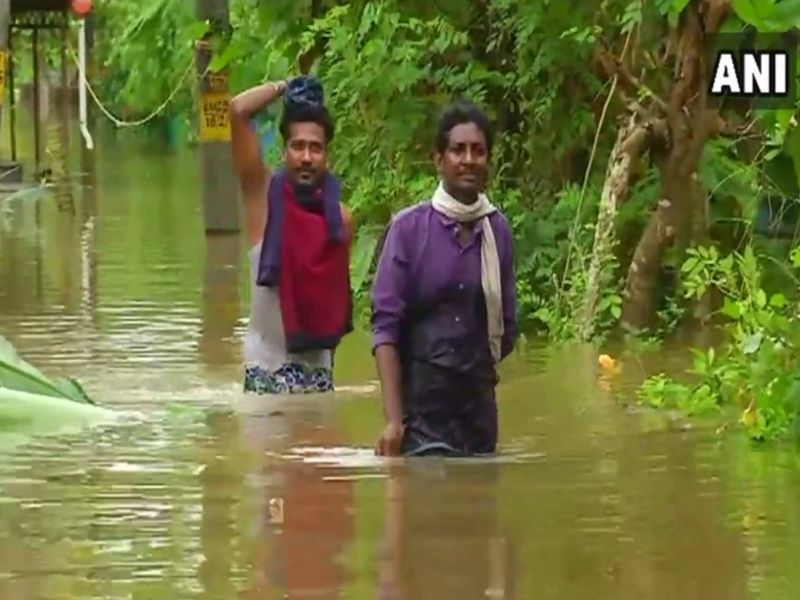 Kerala floods live updates: 20 dead in Kerala due to rain, landslides | केरळमध्ये पावसाचा हाहाकार, 22 जणांचा मृत्यू, पाहा फोटो...
