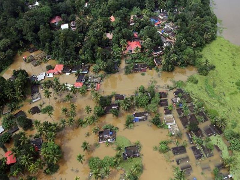 Kerala floods: challenge now to rehabilitate millions of people; Stop the disease | Kerala Floods : आता आव्हान लाखो लोकांच्या पुनर्वसनाचे; रोगराई रोखण्याचे