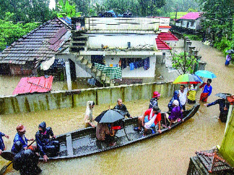 Kerala floods News | Kerala Floods : केरळच्या पावसात उद्ध्वस्त झाला दुर्मीळ ठेवा, कोट्यवधीचे नुकसान 