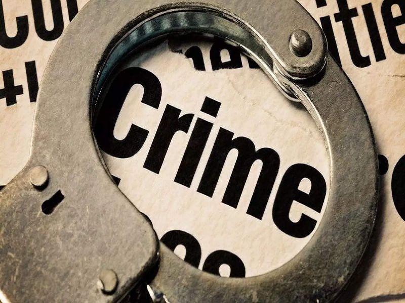 Five accused arrested for robbery with Tadipar gangster | तडीपार गुंडासह दरोडा टाकण्याच्या तयारीतील पाच आरोपींना अटक