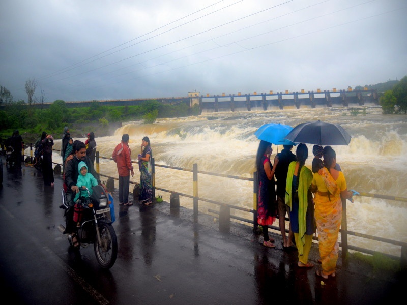 75 percent water limit crossing by Pune dam! | पुण्याच्या धरणसाठ्याने ओलांडली पंचाहत्तरी !