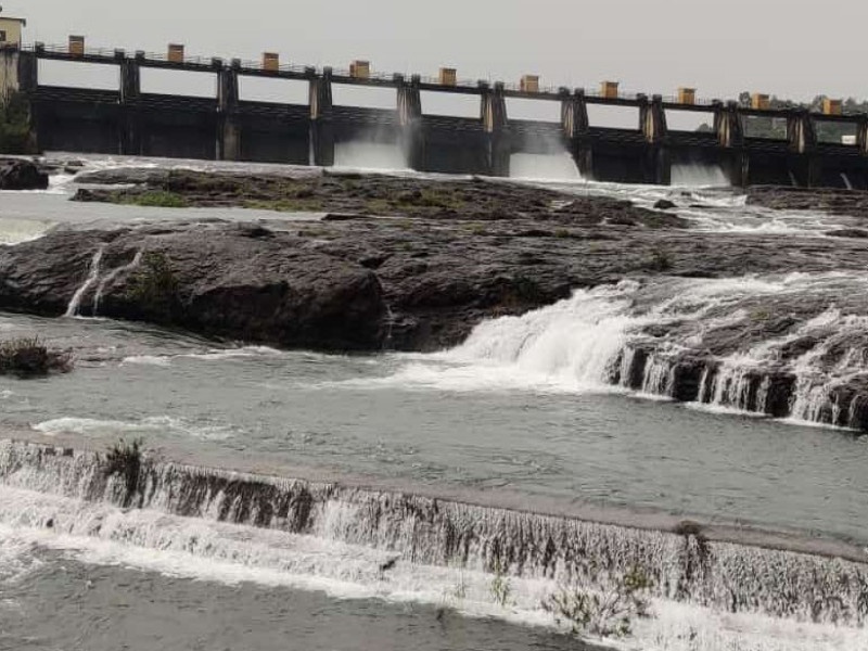 93 percent water storage in Khadakwasla dam chain 7 percent less water storage this year than last year | खडकवासला धरण साखळीत ९३ टक्के पाणीसाठा; गेल्या वर्षीपेक्षा यंदा ७ टक्के कमी पाणीसाठा