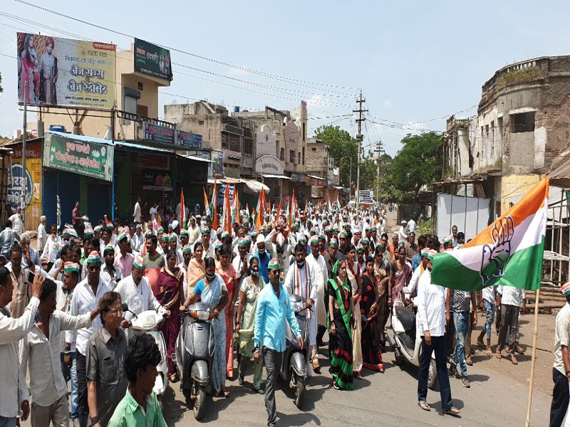 Bharat Bandh: Congress Workers Protest In khamgaon | Bharat Bandh : इंधन दरवाढीचा खामगावात भडका