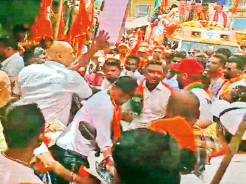 Controversy between Thackeray group and Mahayuti workers; A case of preaching bright nikams | ठाकरे गट व महायुती कार्यकर्त्यांत वाद; उज्वल निकमांचा प्रचार करतानाचा प्रसंग