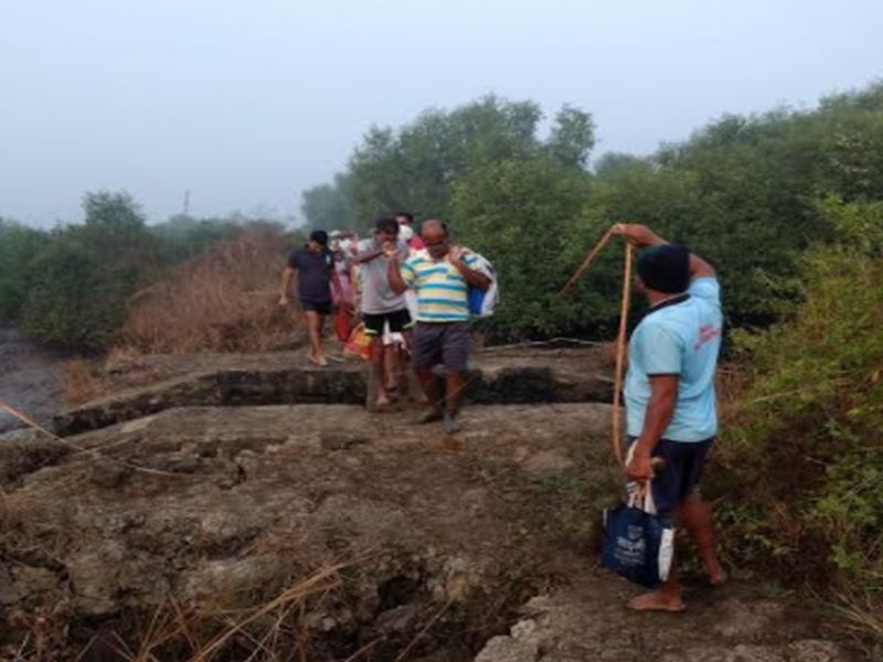 Six people saved the village while Holi celebrations | होळीचा जल्लोष सुरु असताना ‘त्या’ सहा जणांनी वाचवले गाव !