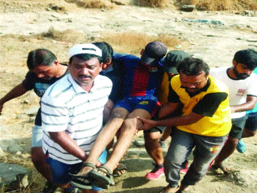  Trekker in Kharghar Hills collapsed in the valley | खारघर हिल्सवरून ट्रेकर दरीत कोसळला