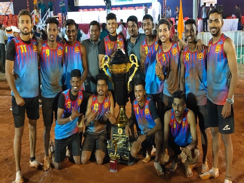 State Kho-Kho Competition: Mumbai suburbs men's and Pune women team won title | राज्य खो-खो स्पर्धाः पुरुषांमध्ये मुंबई उपनगर तर महिलांमध्ये पुणे अजिंक्य!
