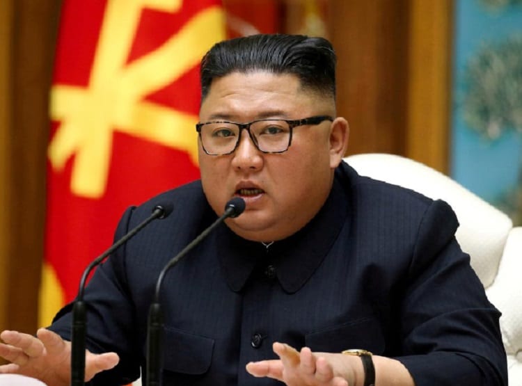 kim jong un north korea fires 200 artillery shells to south korea border | किम जोंग उनने घडवला विध्वंस; उत्तर कोरियाने दक्षिण कोरियावर डागले 200 बॉम्ब