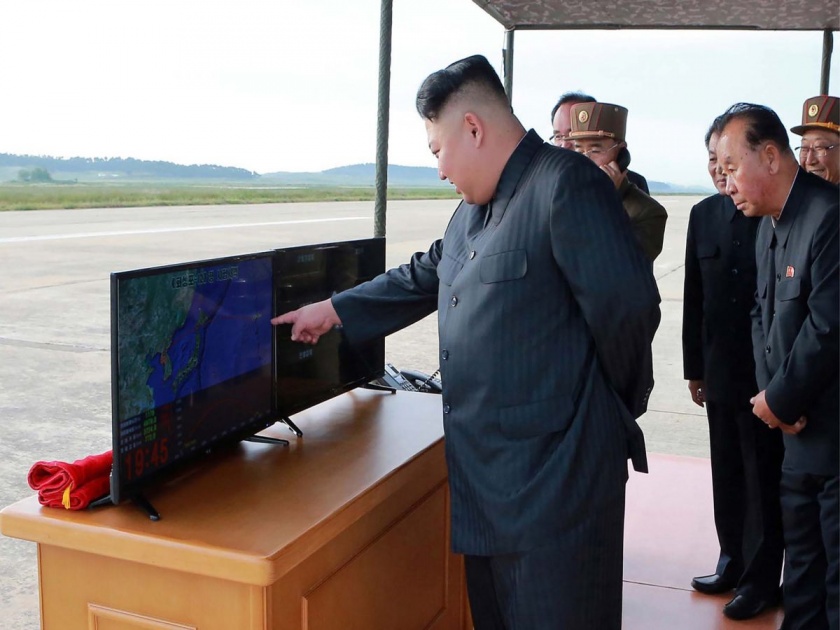 north korea kim jong un suspended nuclear and long range missile tests | जगासाठी अच्छे दिन! वारंवार अण्वस्त्र हल्ल्याची धमकी देणाऱ्या किम जोंग उन यांनी घेतला मोठा निर्णय 