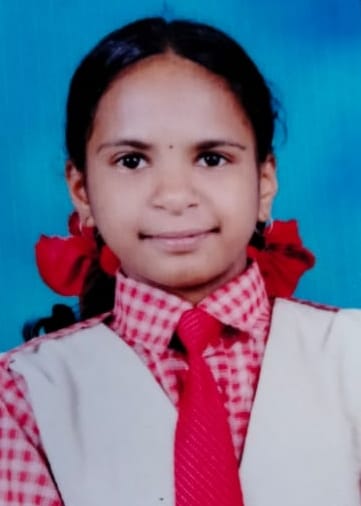 Schoolgirl commits suicide in Koganoli | कोगनोळीत शालेय विद्यार्थिनीची आत्महत्या