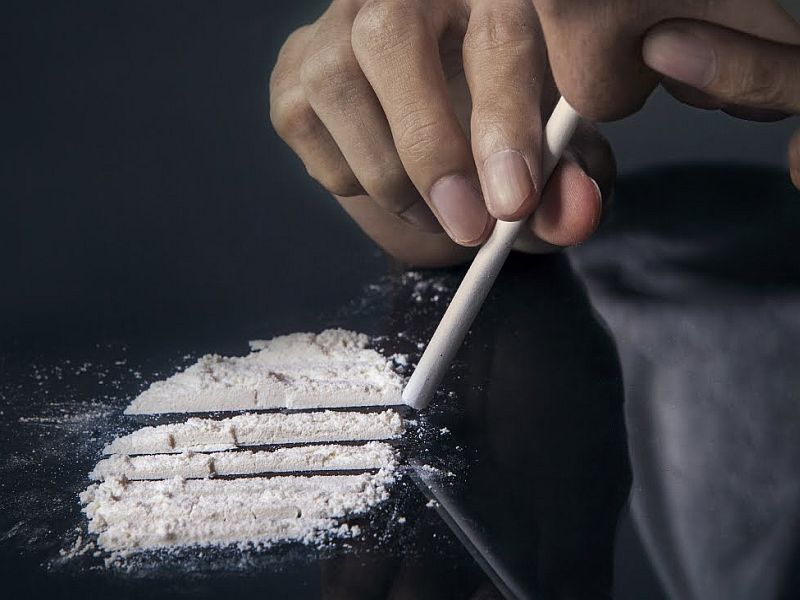 1 lakh cocaine seized by a Nigerian youth in Pune, police arrested accused | पुण्यात नायजेरियन तरुणाकडून 10 लाखांचे कोकेन हस्तगत