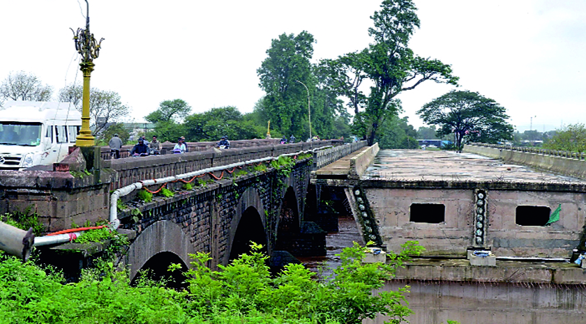 The work of Shivaji bridge is going on from today | शिवाजी पुलाचे काम आजपासून होणार सुरू