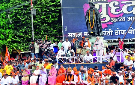  Maratha brothers, call for Shahu Chhatrapati to prepare for next: The Chief Minister criticized the Guardian Minister | मराठा बांधवांनो, पुढच्या तयारीला लागा शाहू छत्रपती यांचे आवाहन : आरक्षणप्रश्नी सरकारला निर्वाणीचा इशारा; मुख्यमंत्री, पालकमंत्र्यांवर टीकेची झोड
